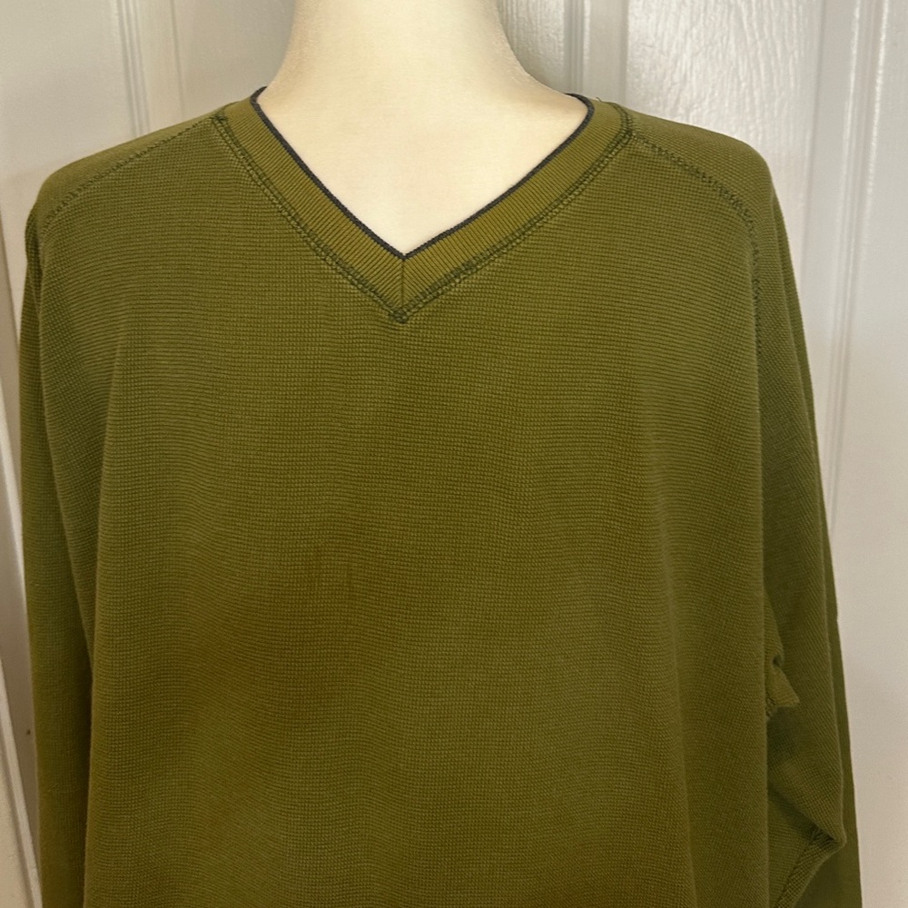 St. John's Bay Mens  Olive Green Long Sleeve Waffle Knit V Neck Top Shirt Sz XL - Picture 2 of 5